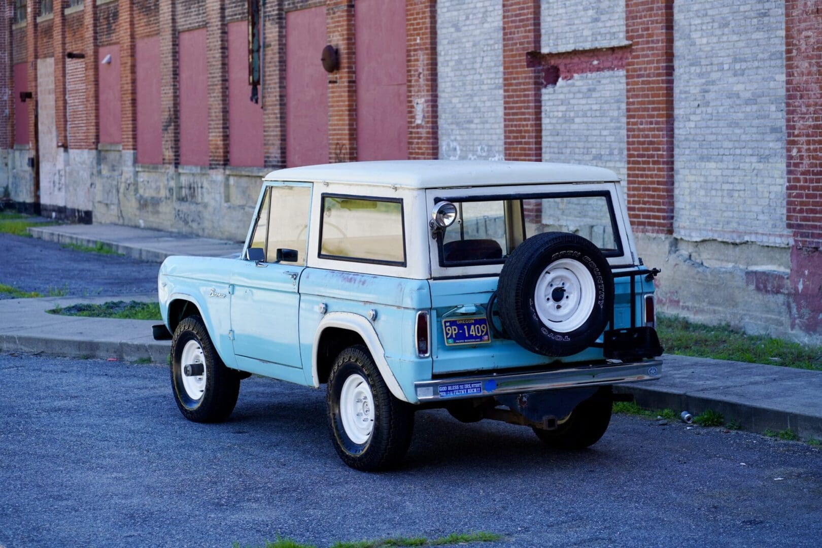 1967 Ford Bronco 4x4 - Image 9