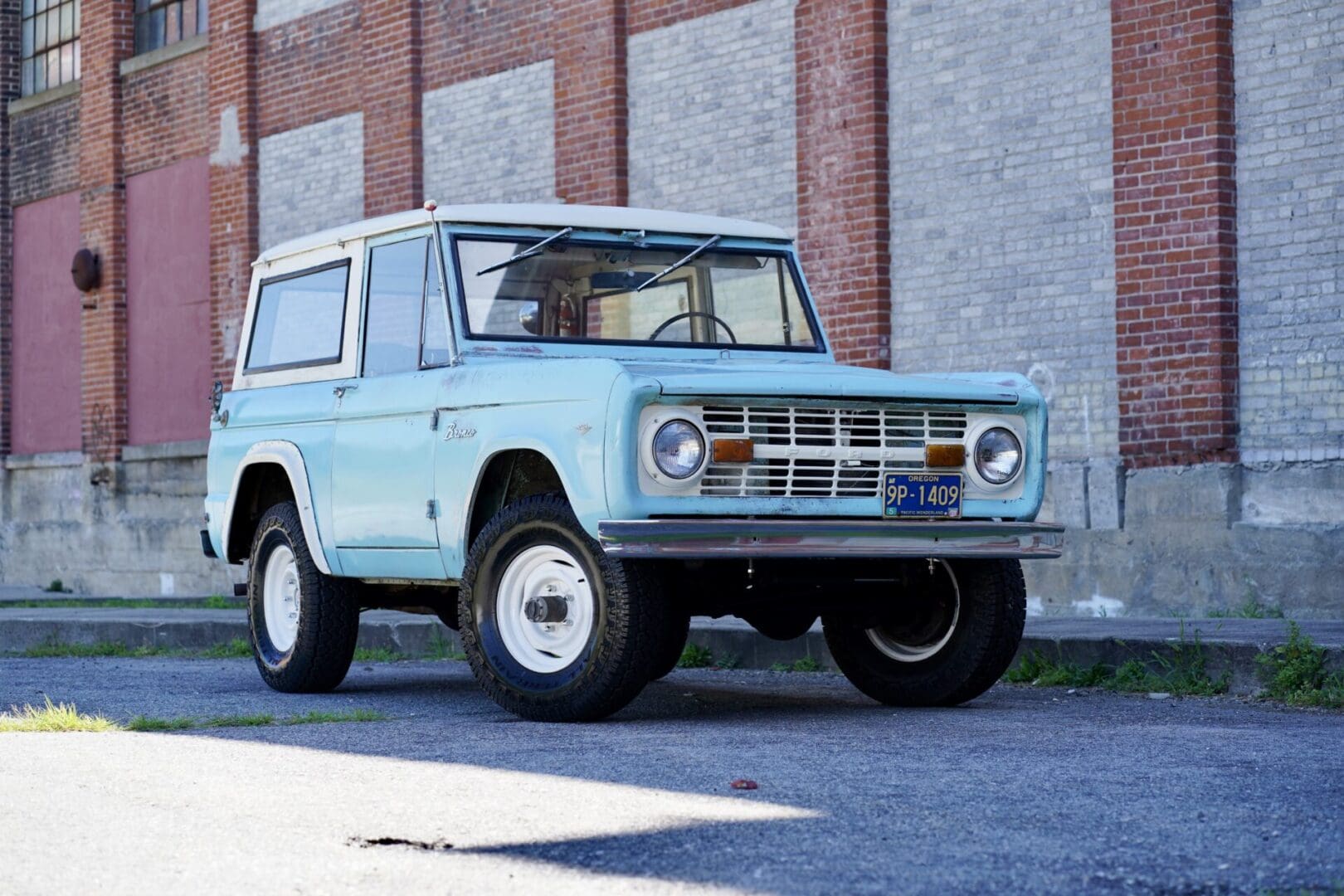 1967 Ford Bronco 4x4 - Image 6