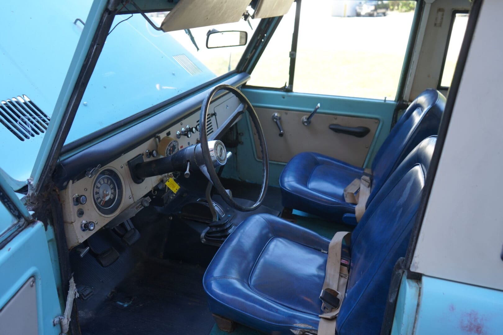 1967 Ford Bronco 4x4 - Image 16