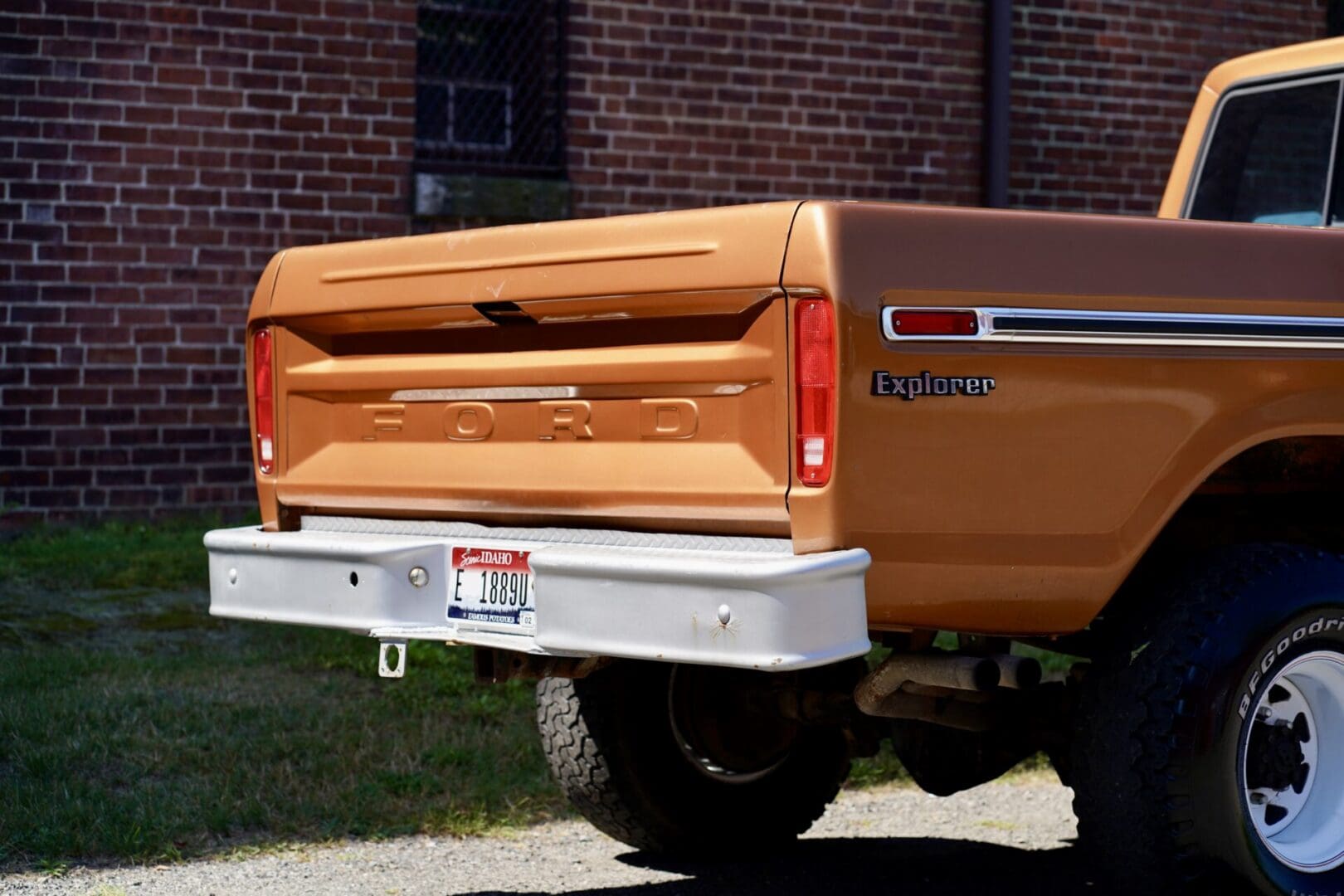 1975 Ford F-250 Custom 4x4 Highboy Explorer - Image 31