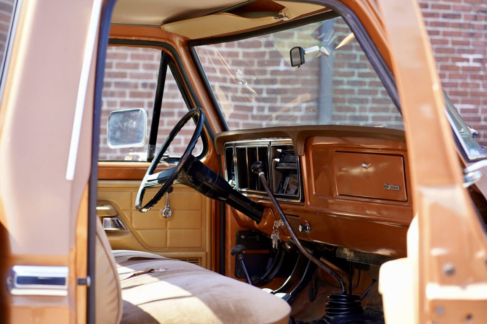 1975 Ford F-250 Custom 4x4 Highboy Explorer - Image 38